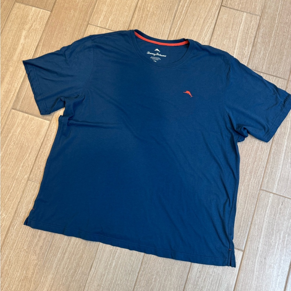 EUC Tommy Bahama tshirt, XXL
